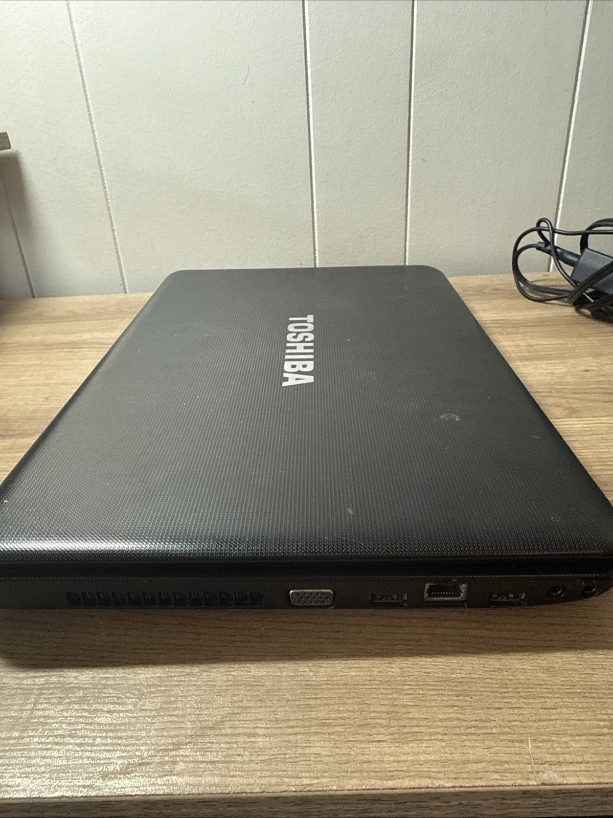 Toshiba Satellite C655D-S5200 15.6″ AMD C-50 1.00 GHz 6GB RAM 500GB HDD E5