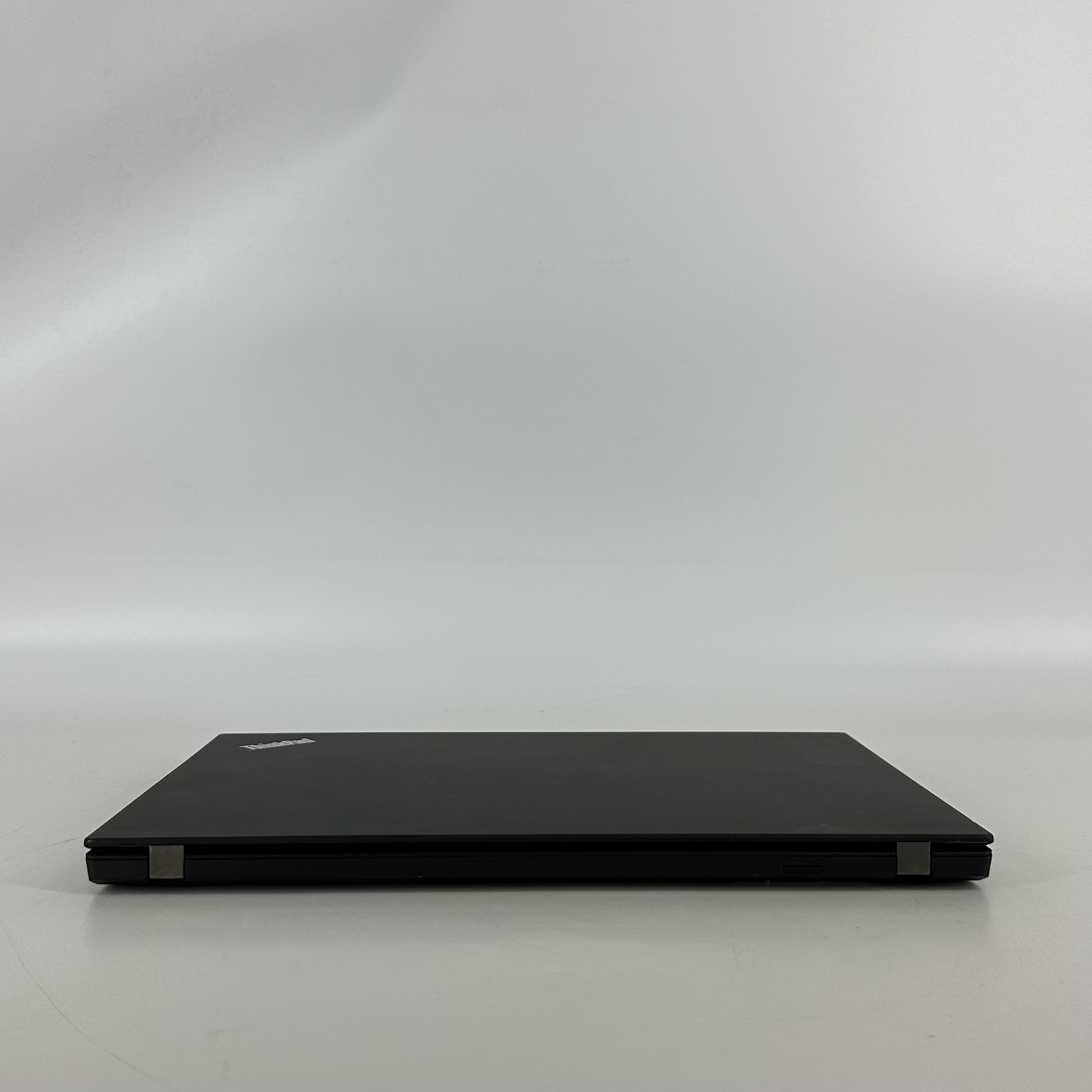 Lenovo ThinkPad T490 14 FHD i7-8665U 1.90GHz 24GB 256GB SSD – POWER FAILURE