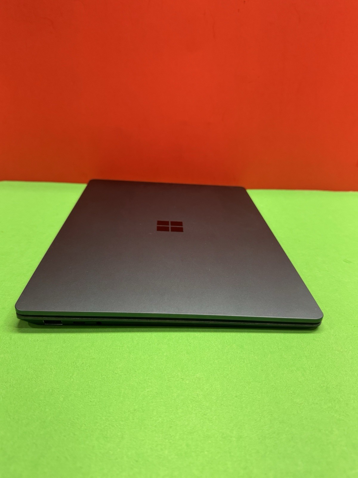 Microsoft Surface Laptop 3 13.5” i7 10th Gen 1.3 GHz-16GB 512GB Windows 11pro