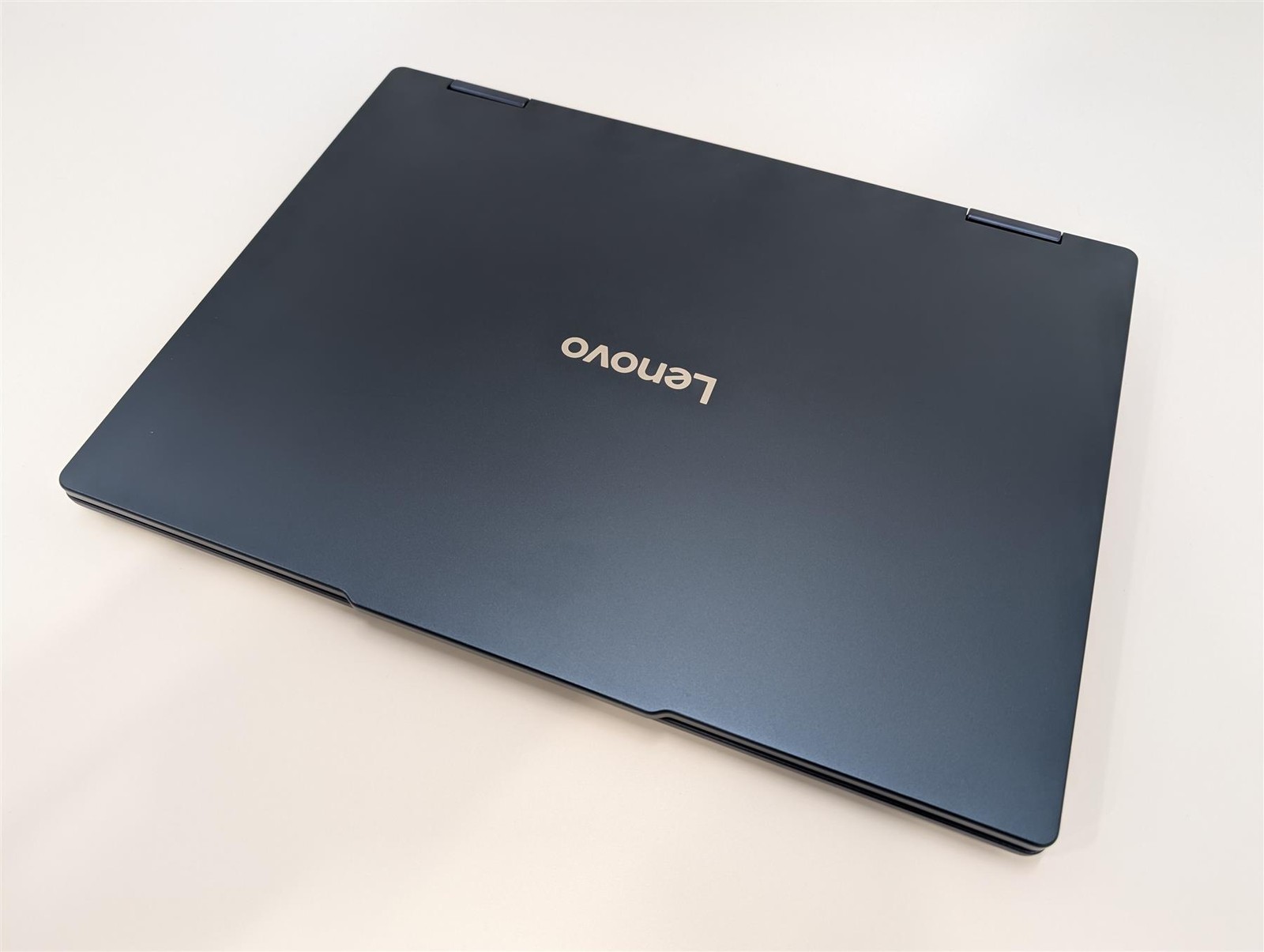 Lenovo IdeaPad 5 2in1 14″ Ryzen AI 7 350 16GB 1TB SSD 860M Blue Very Good