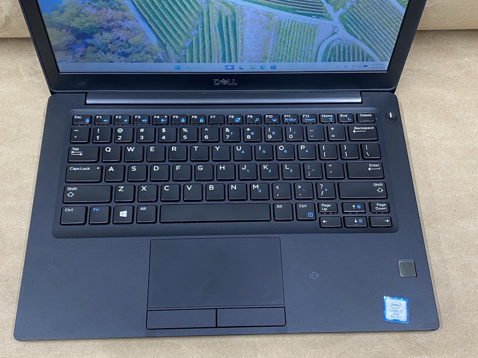 Dell Latitude 7290 – 12.5″ HD – i7-8650U – 4GB – 128GB SSD – Win 11 Pro – READ
