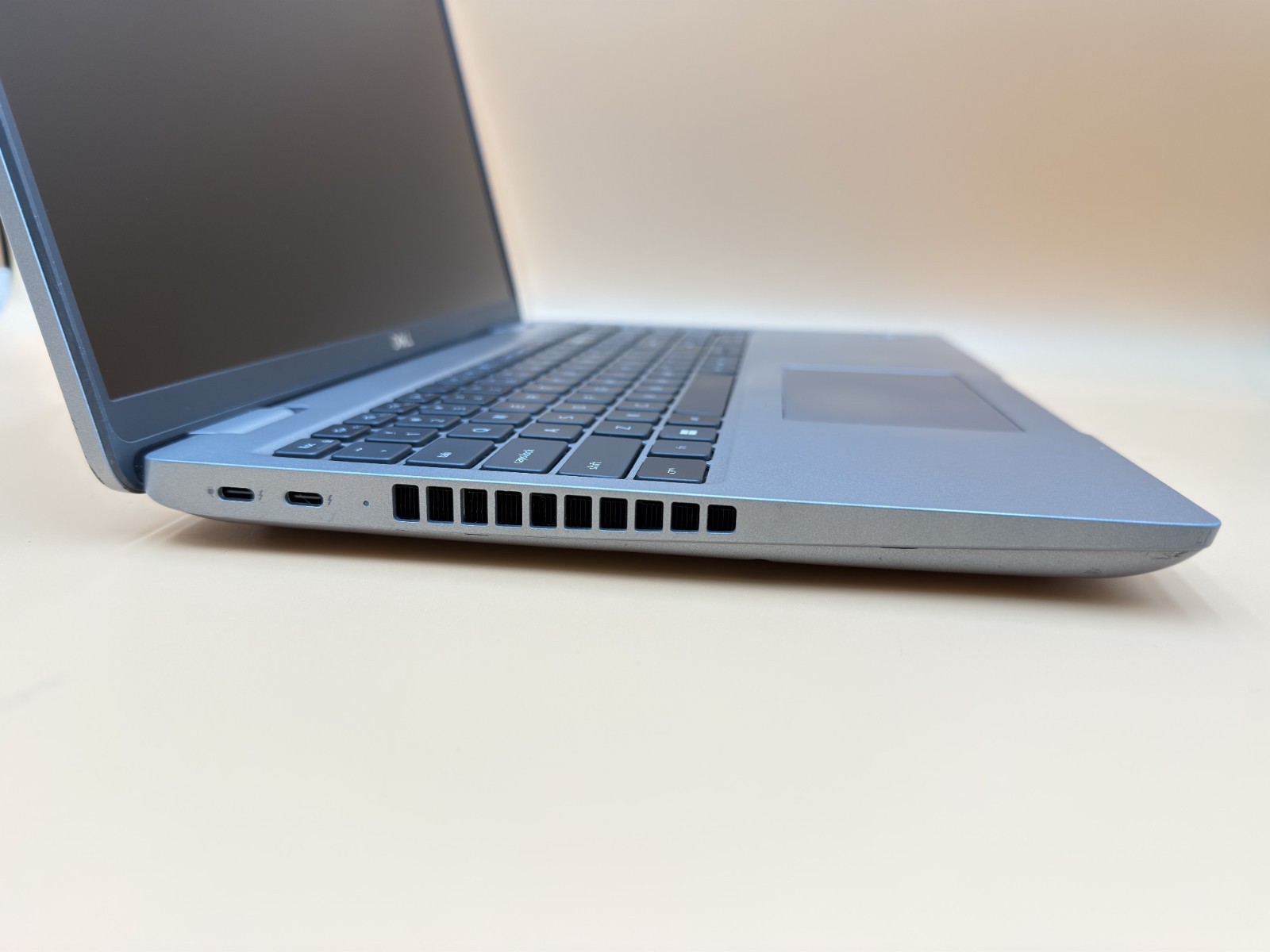 Dell Precision 3581 Mobile Workstation (15.6″)