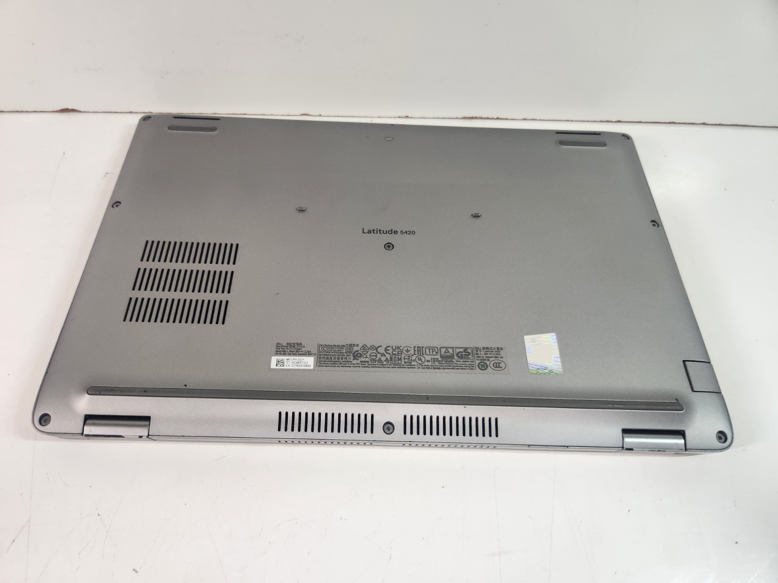 Dell Latitude 5420, Core i7 11th Gen, 16GB, Intel 256GB SSD, 14″.wind 11 pro