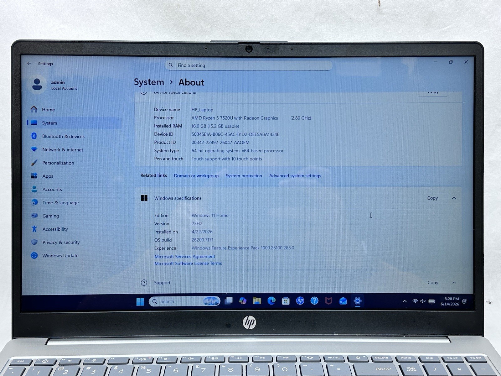 HP Laptop 15-fc0xxx 15.6” Ryzen 5 7520U 16GB Win 11 Home Silver Touchscreen
