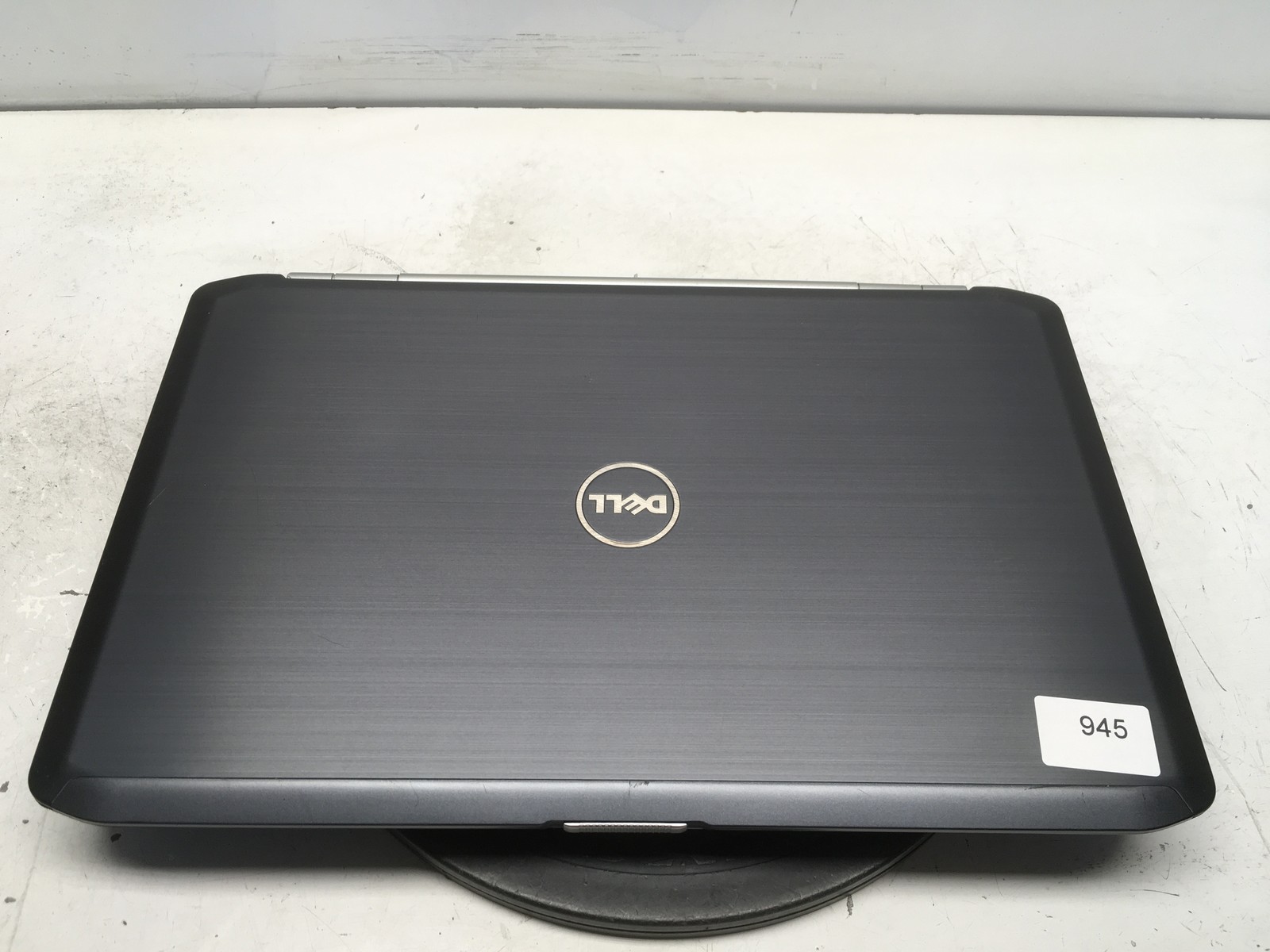 Dell Latitude E5520M Intel Core 2 Duo T6670 2.2GHz 2 GB NO HDD No Batt