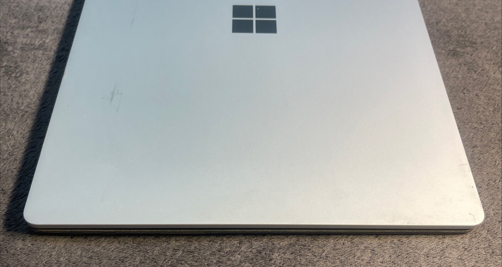 Microsoft Surface Laptop 1769 13.5 Touch I7-7660U 512GB SSD 16GB W10P READ*