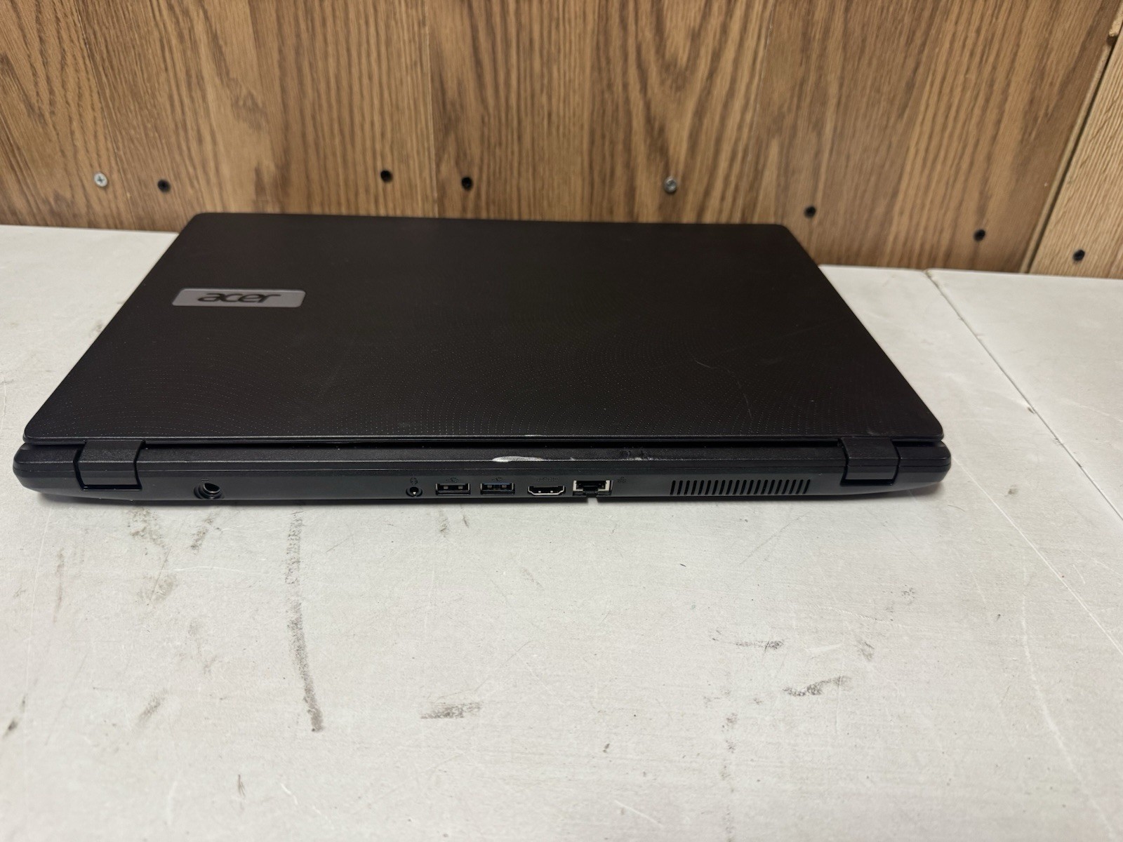 Acer Aspire E15 ES1-512-C12D Celeron N2840 2GB/320GB – Dead Battery AS-IS