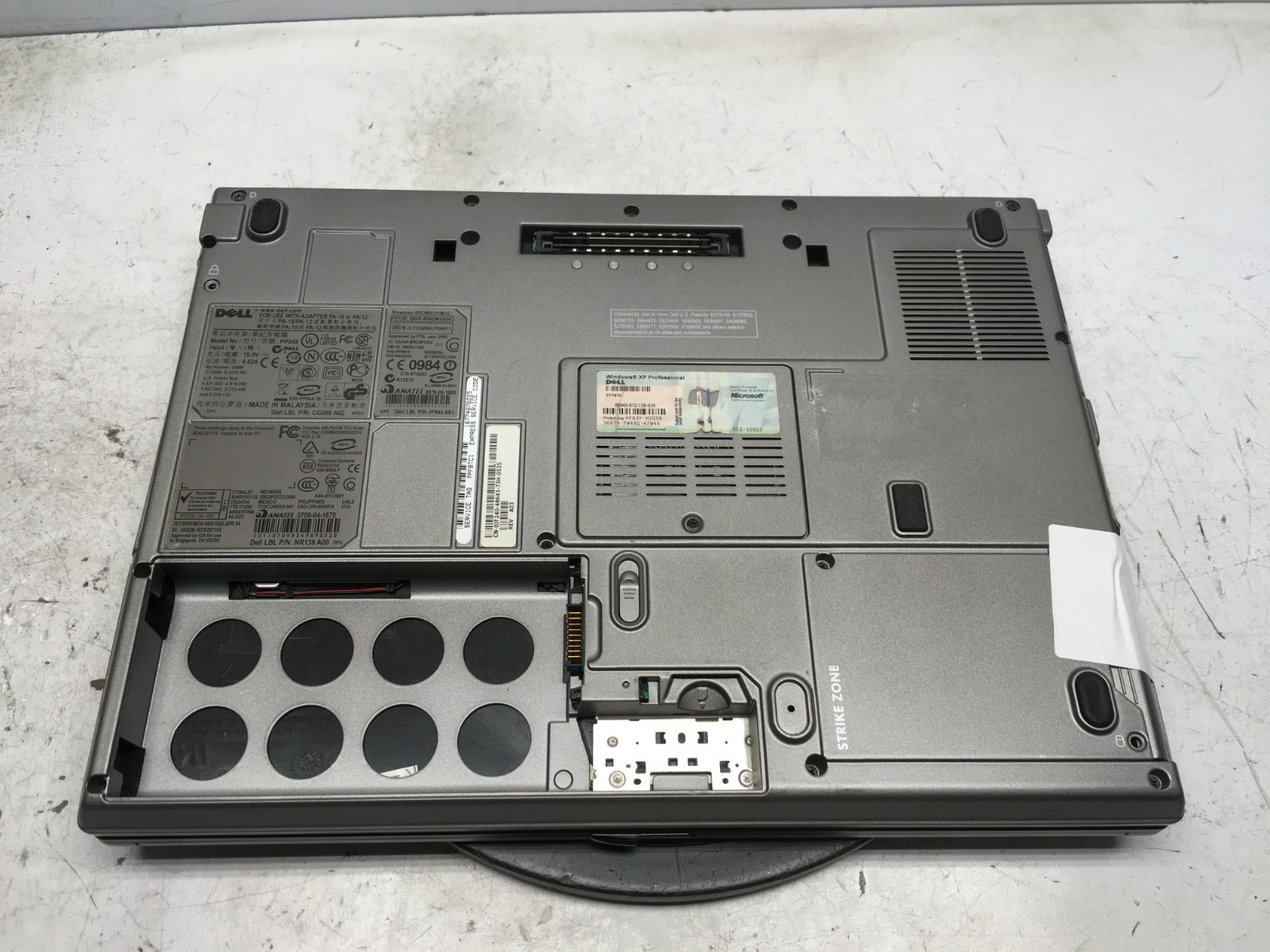 Dell Latitude D820 Intel Core 2 Duo No RAM NO HDD