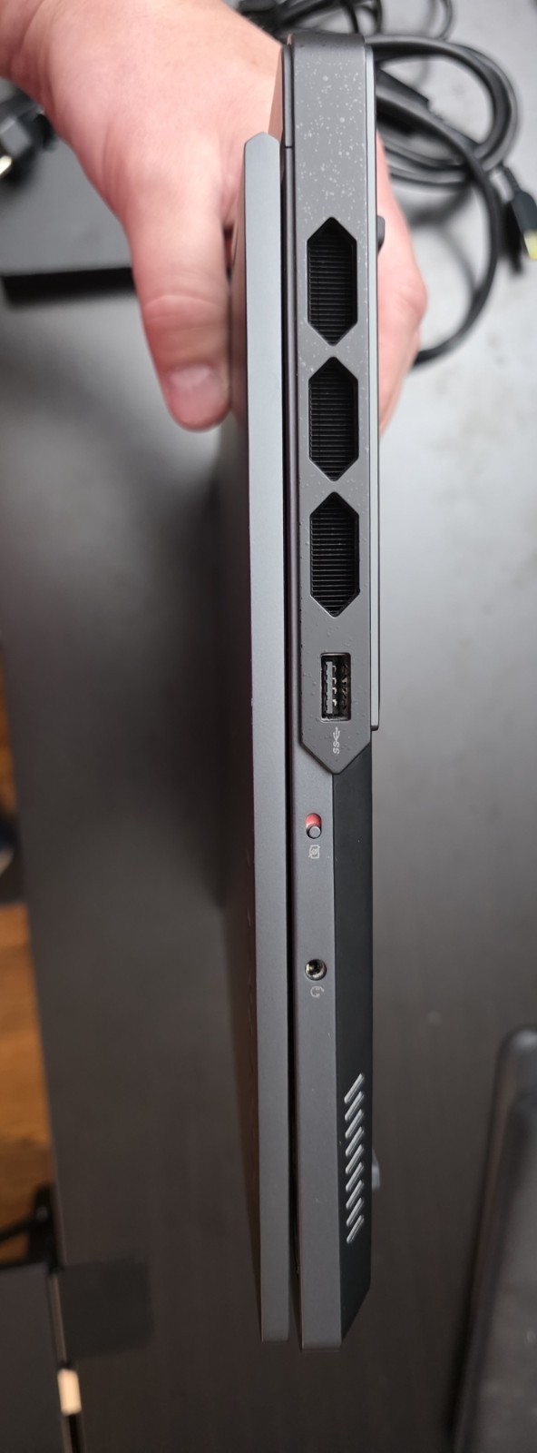 Lenovo 16 legion pro 7i 16IRX8H Gaming Laptop (Onyx Gray) 4090 GPU