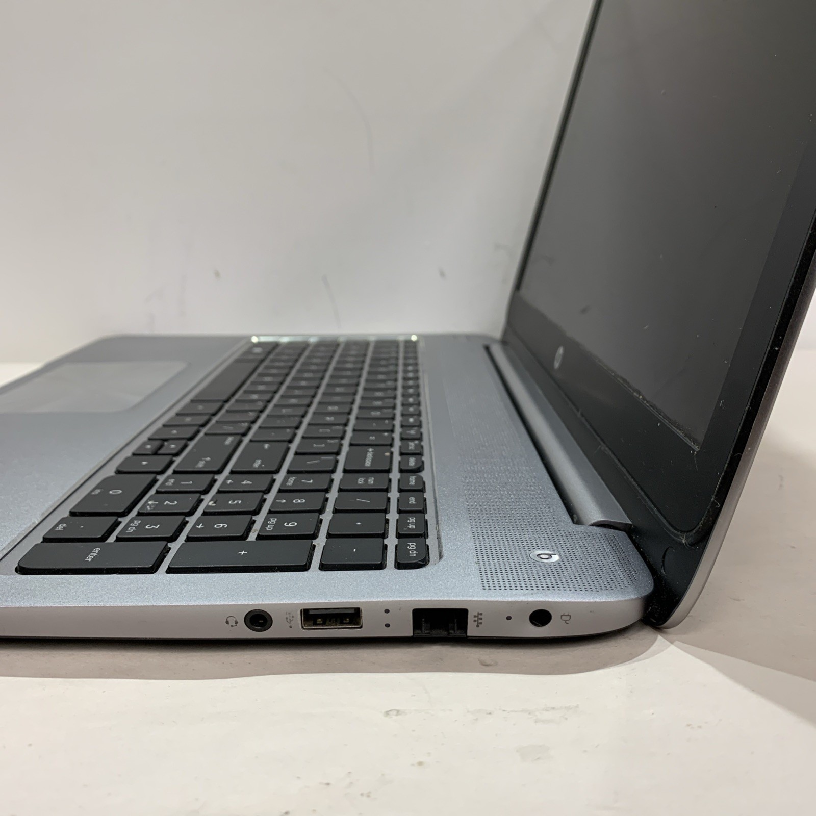 HP Envy m6 Sleekbook AMD A10-5745M 8GB no HDD, OS