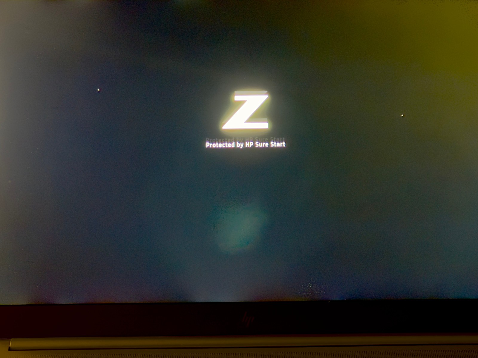 HP ZBook Studio G7 i7-10850H 2.7GHz 512GB SSD 16GB NVIDIA Quadro T1000 Win11