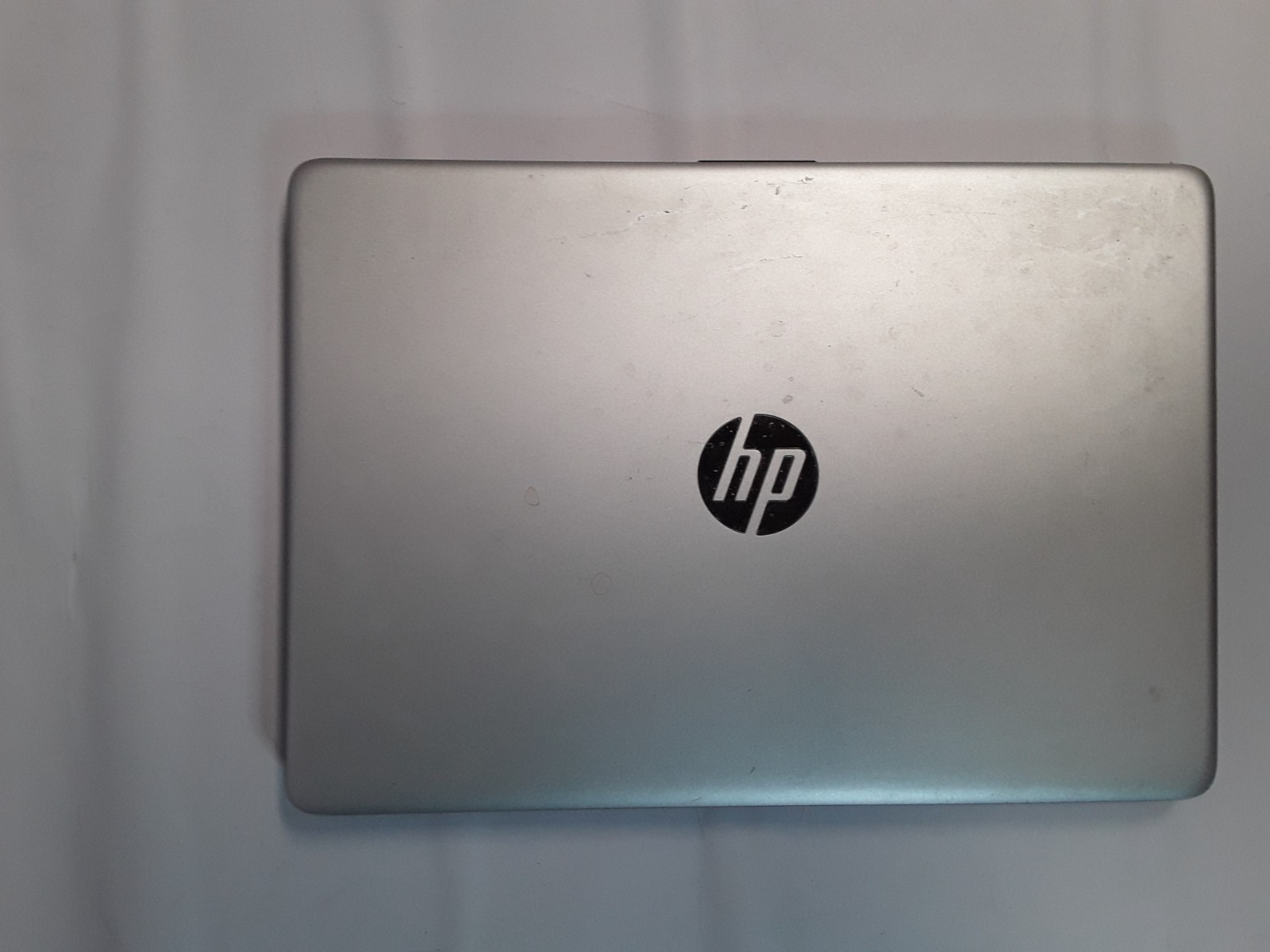 HP 14-dk0002dx 14″ laptop | AMD A9-9425 | 4GB RAM | 256GB SSD | Windows 10