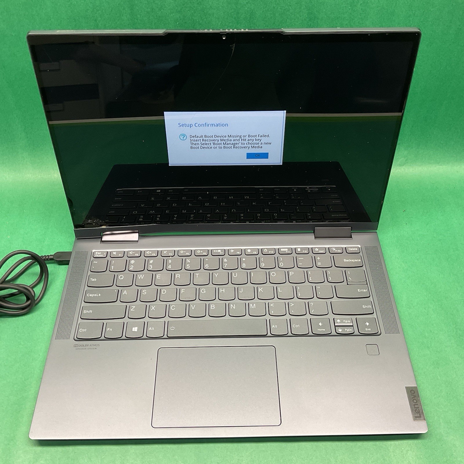 Lenovo Yoga 7 14ITL5 – Broken Screen – Powers On – NO HARD DRIVE- Untested