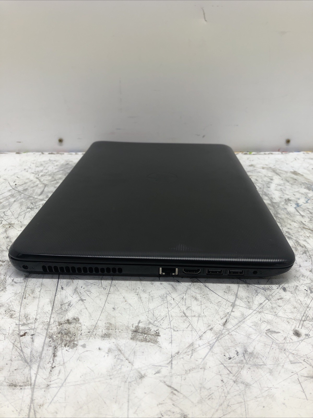 HP 15-AY009DX Intel Core i3-6100U 2.30GHz 4GB Boot to BIOS No HDD