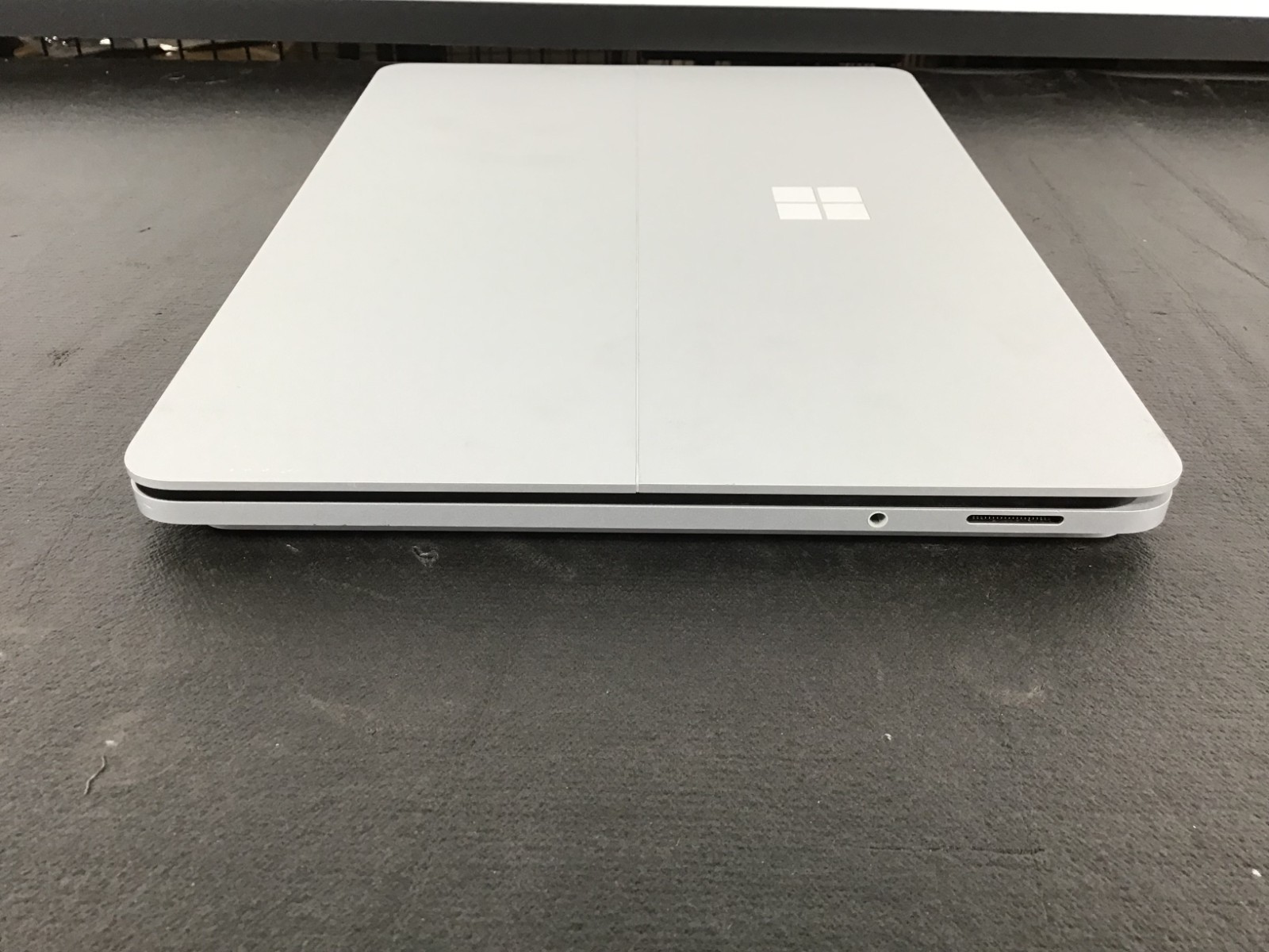 Microsoft Surface Studio 1964 14.4″ i7-11370H CPU 32GB RAM 1TB NVMe RTX 3050 ~