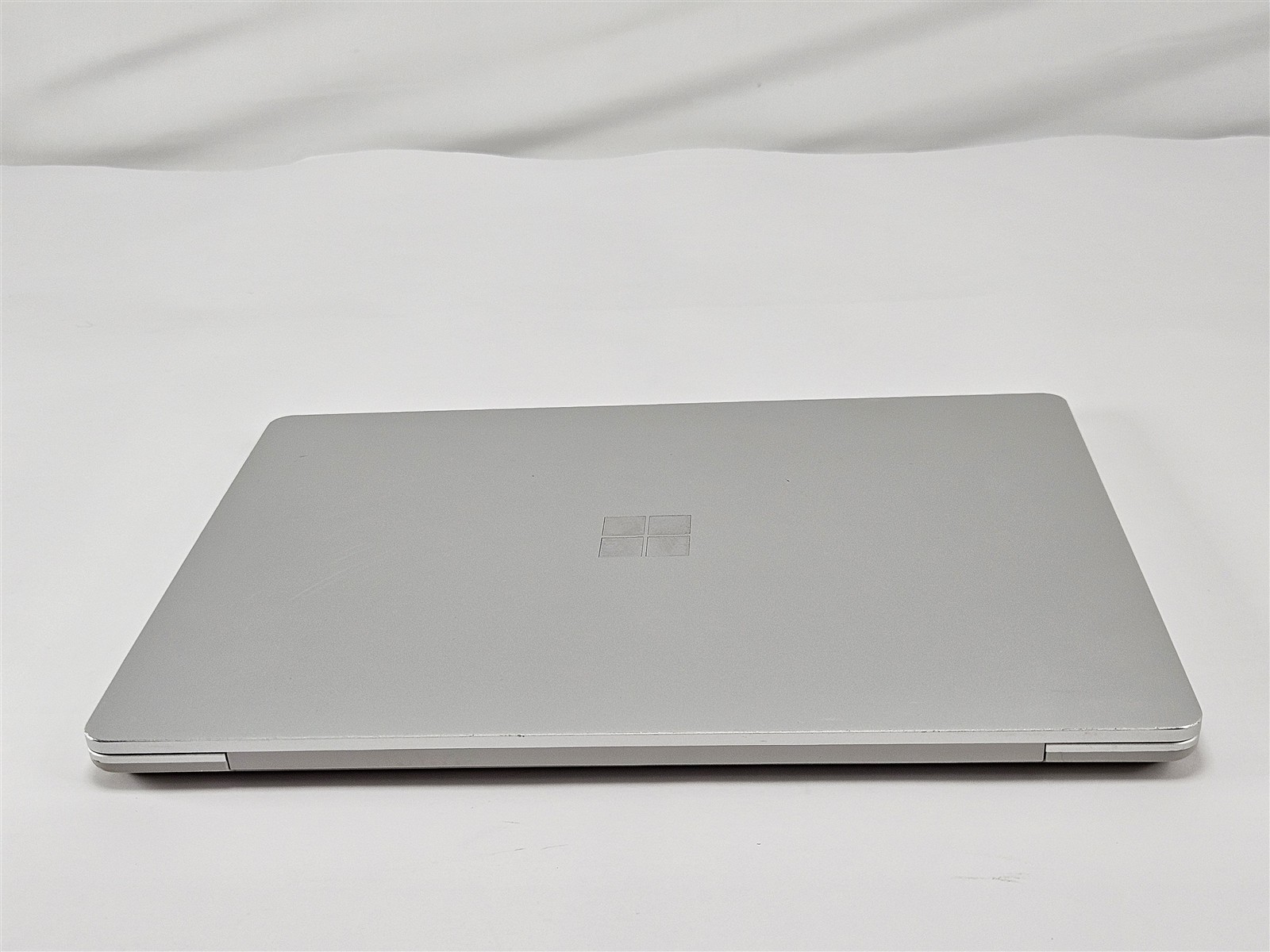Surface Laptop Go 2 16GB RAM 256GB SSD i5-1135G7 Microsoft Win11 Home