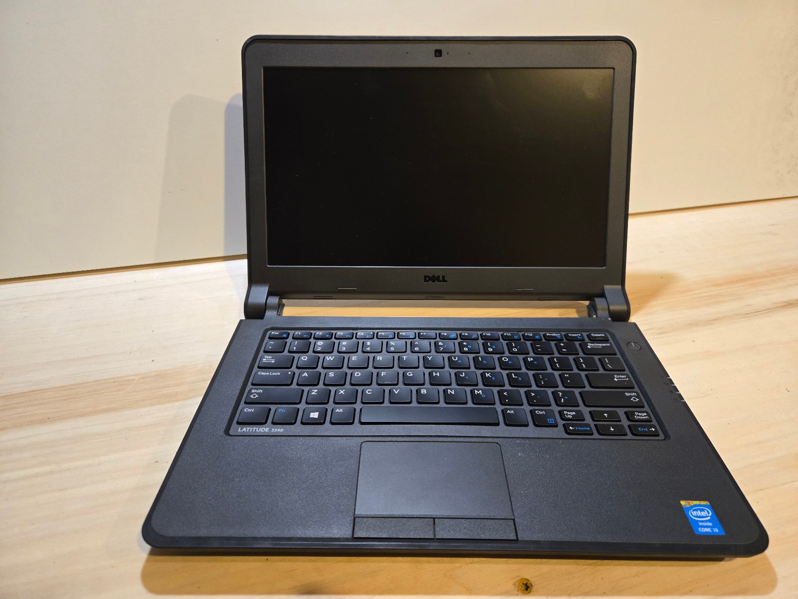Dell Latitude 3340 Core i3 4005U 1.7GHz 8GB RAM 13″ Boot to Bios No Batt,HDD,PS