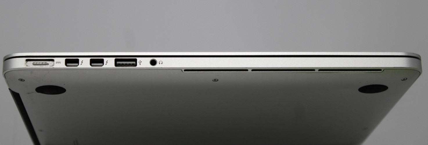 Apple MacBook Pro A1398 2015 i7 4770HQ 16 GB 15″ Normal Battery NO SSD OS