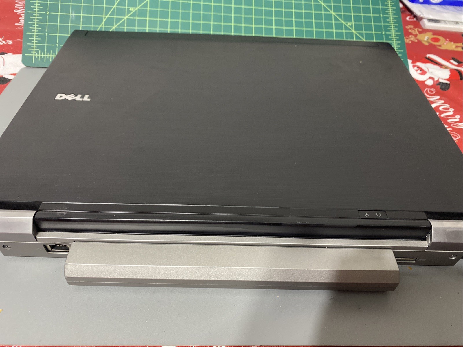 Dell Latitude 15.4″ Laptop PP30L Intel Centrino For Parts Or Repair No HDD