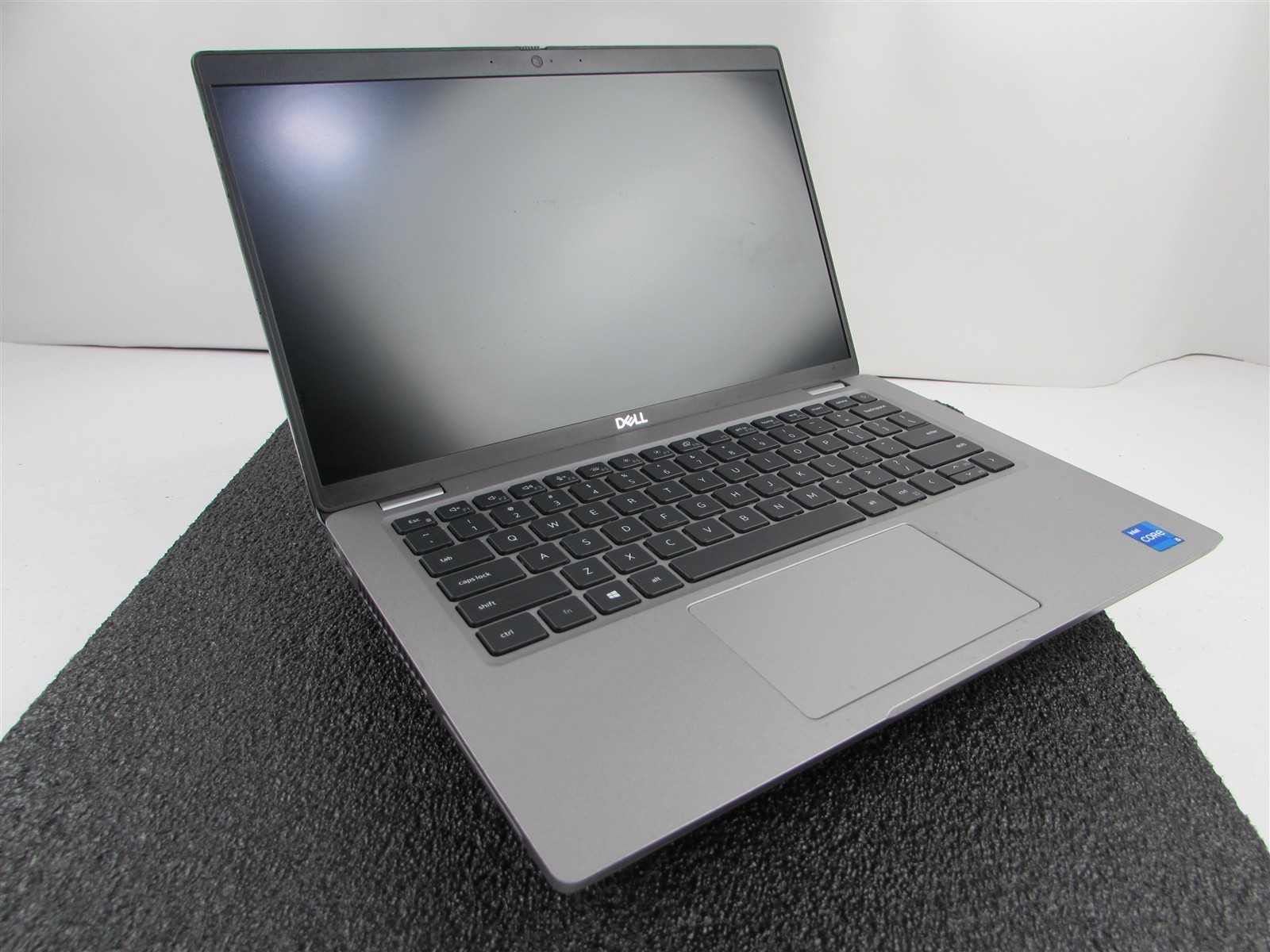 DELL LATITUDE 5420 1920X1080 FHD CORE I5-1145G7 512GB SSD 16GB RAM NO O.S/BATT