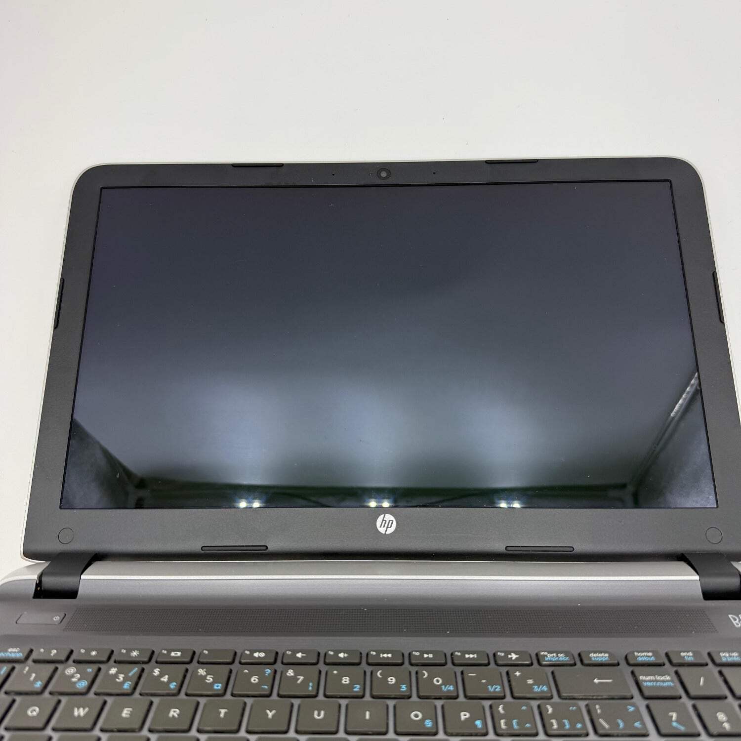 HP Pavilion 15-AB120CA 15.6″ AMD A6-6310 APU 1.8GHz 4GB RAM 512GB HDD