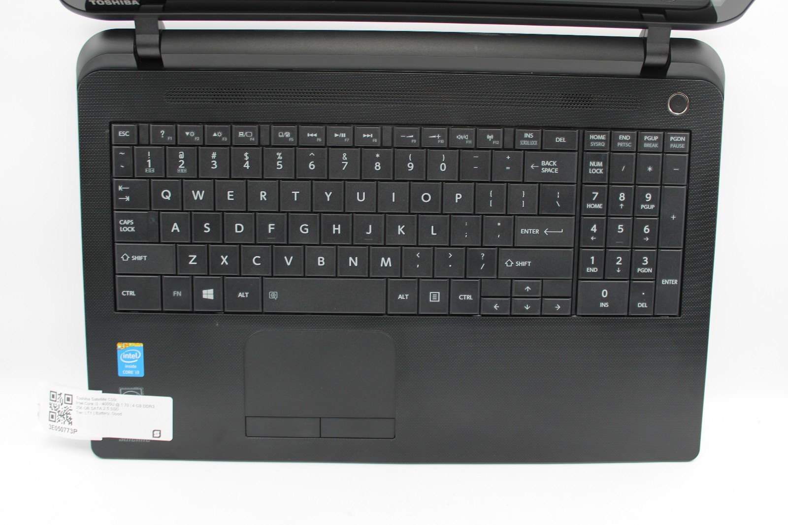 Toshiba Satellite C55t i3-4005U @ 1.7 GHz 4GB RAM 256GB SSD No OS