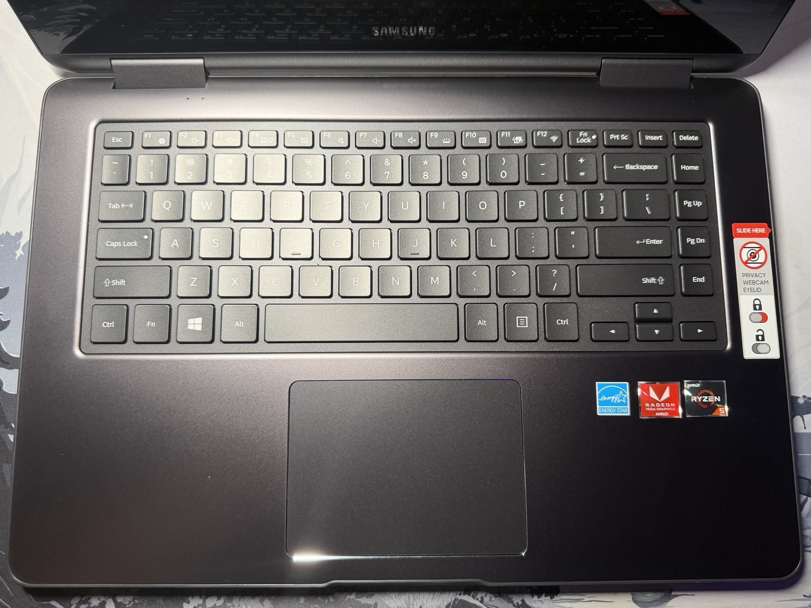 Samsung Notebook 7 Spin 15.6″ Ryzen 5 2500U 16GB RAM 256GB SSD Win 10 NP750QUA