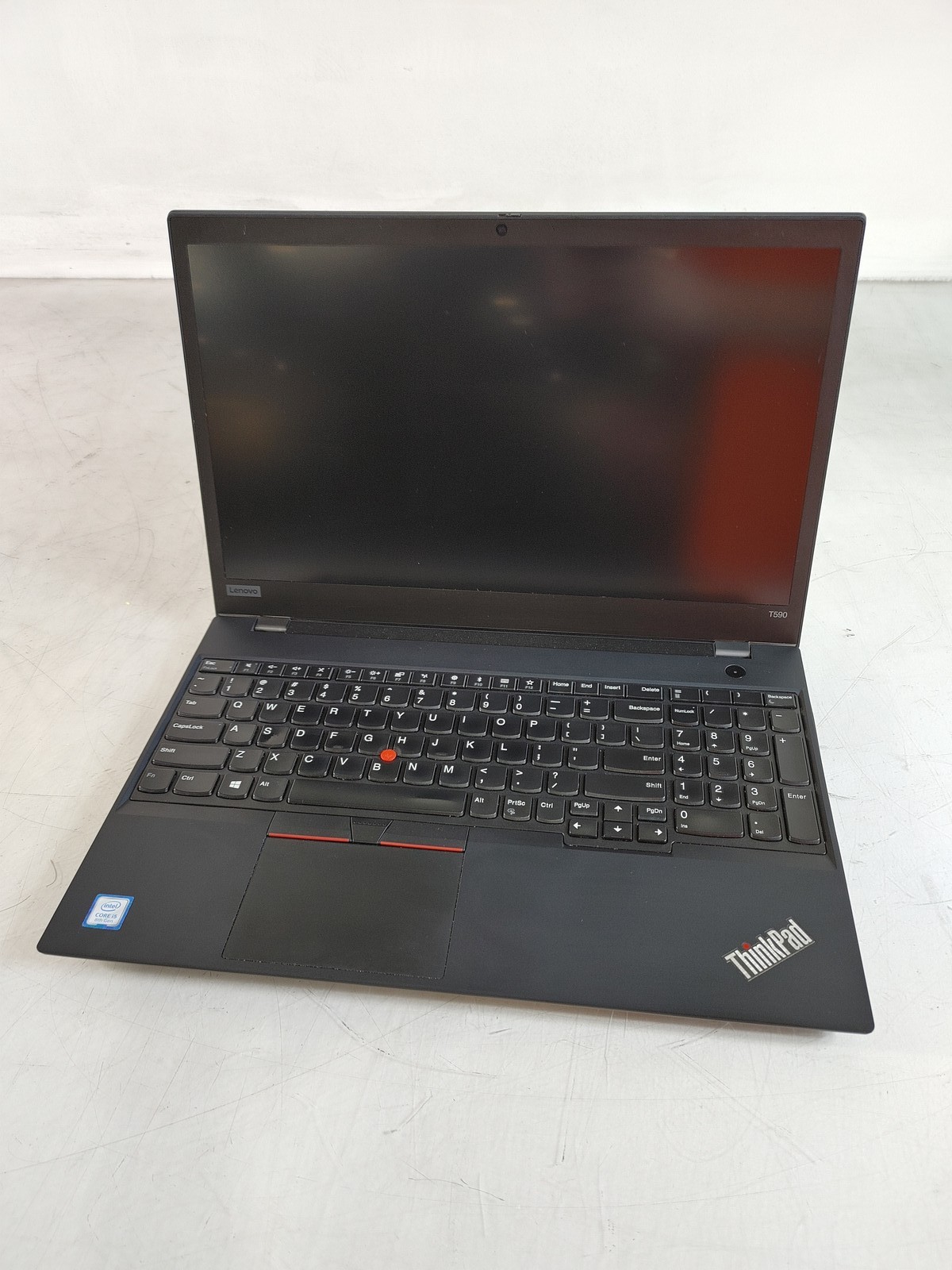 Lenovo ThinkPad T590 Core i5-8265U 1.60 GHz 8 GB DDR4 No HDD