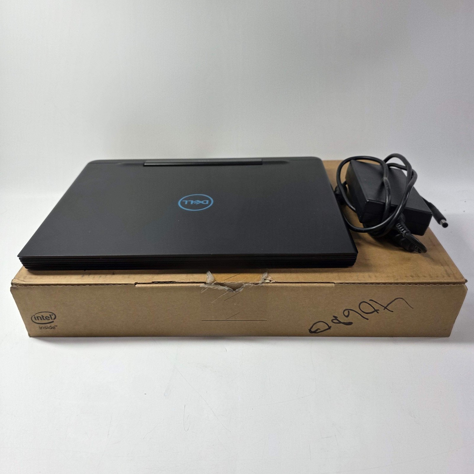 Dell G5 5500 15.6″ i7-9750H 2.6GHz 16GB RAM 1TB HDD 256GB SSD GeForce RTX 2060