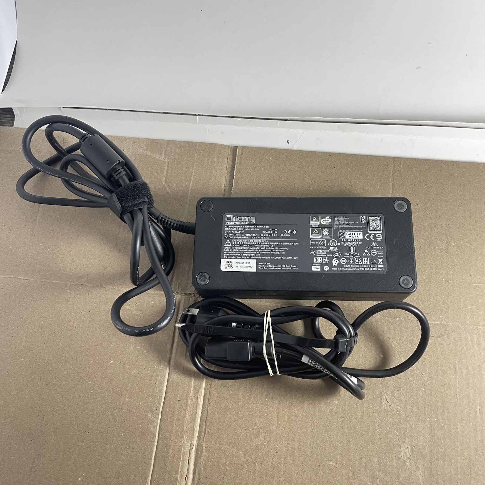 Acer Predator Helios 16 PH16-71 Geforce RTX 4070 i7-13700HX 16GB RAM 1TB SSD
