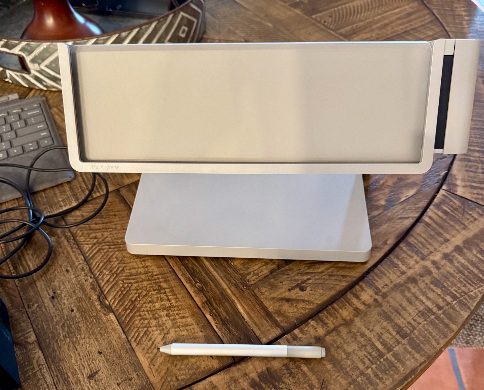 Microsoft Surface Pro 7 12.3″ (256GB SSD, Intel Core i5-1035G4, 8GB RAM) Laptop