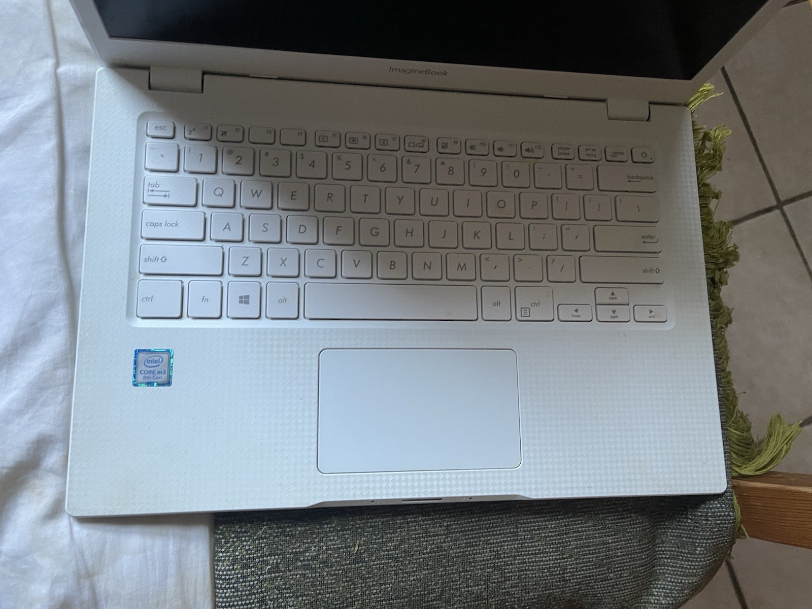 ASUS ImagineBook MJ401TA Laptop Intel Core M3