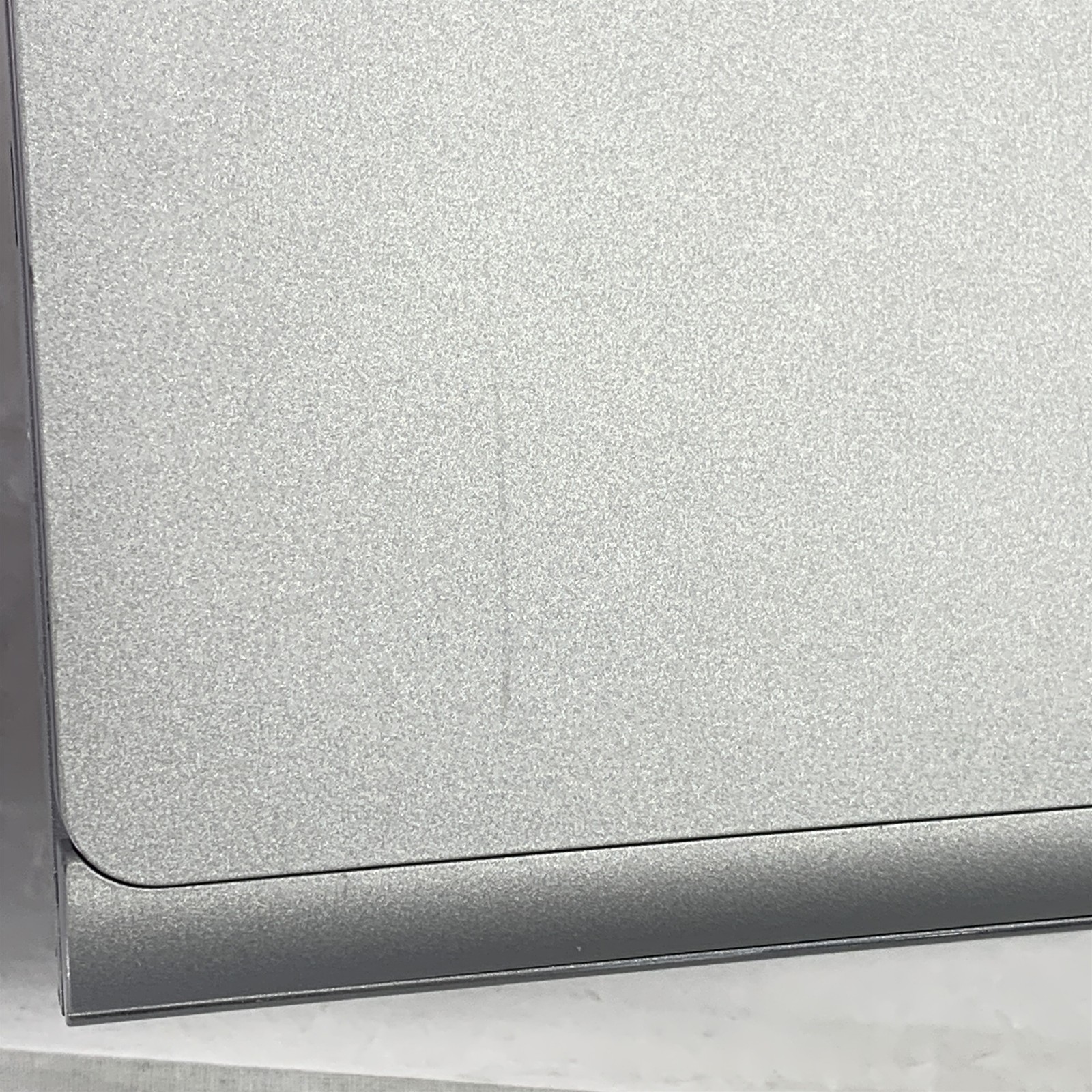 Microsoft Surface Book 3 1900 13.5″ i7-1065G7 1.3GHz 16GB 256GB NVMe SSD – Win11