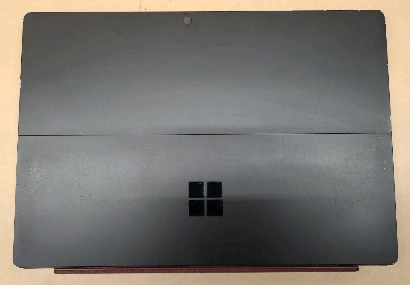 Microsoft Surface Pro 6 Intel Core i5-8250U @ 1.6GHz 8GB RAM 256GB SSD W10 *READ