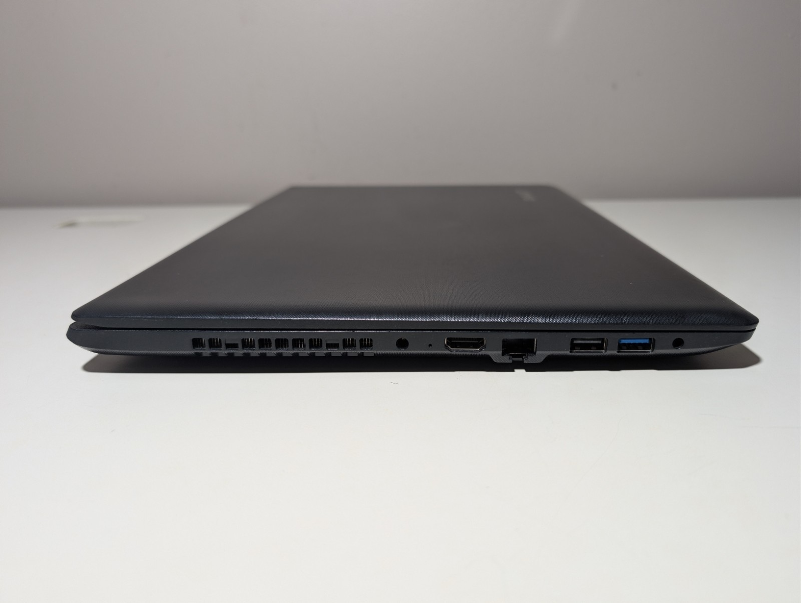 LENOVO IDEAPAD 110-15ACL | AMD A4-7210 8GB RAM 256GB SSD | WIN 11 DVD