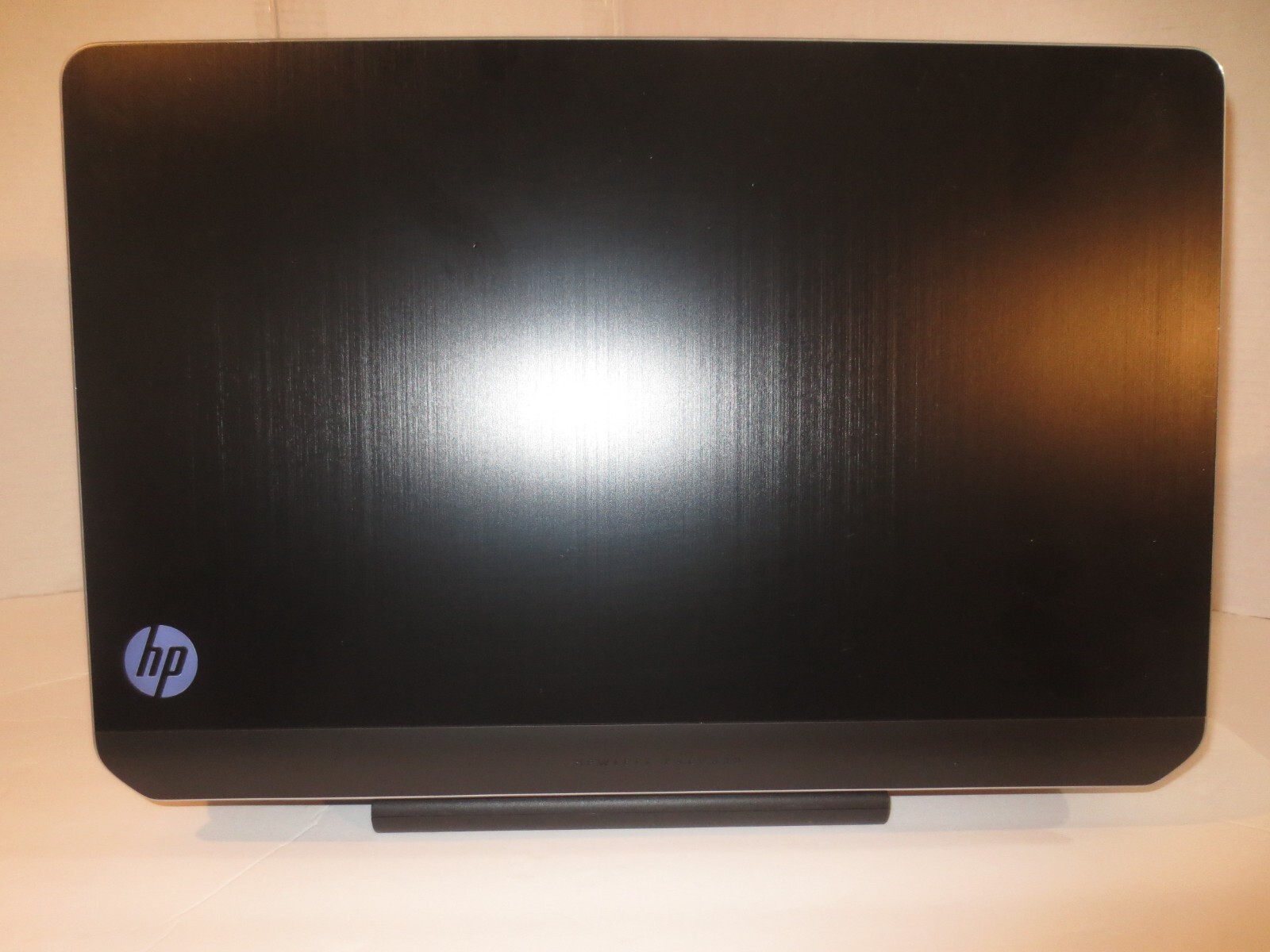 HP DV7-7121NR PAVILION AMD A8-4500M@1.9GHz 6GB RAM 500GB HDD WIND0WS 10