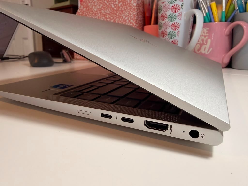 HP EliteBook 840 G8 14″ Laptop Intel i5-1145G7 16GB RAM 256GB SSD Windows 11 Pro