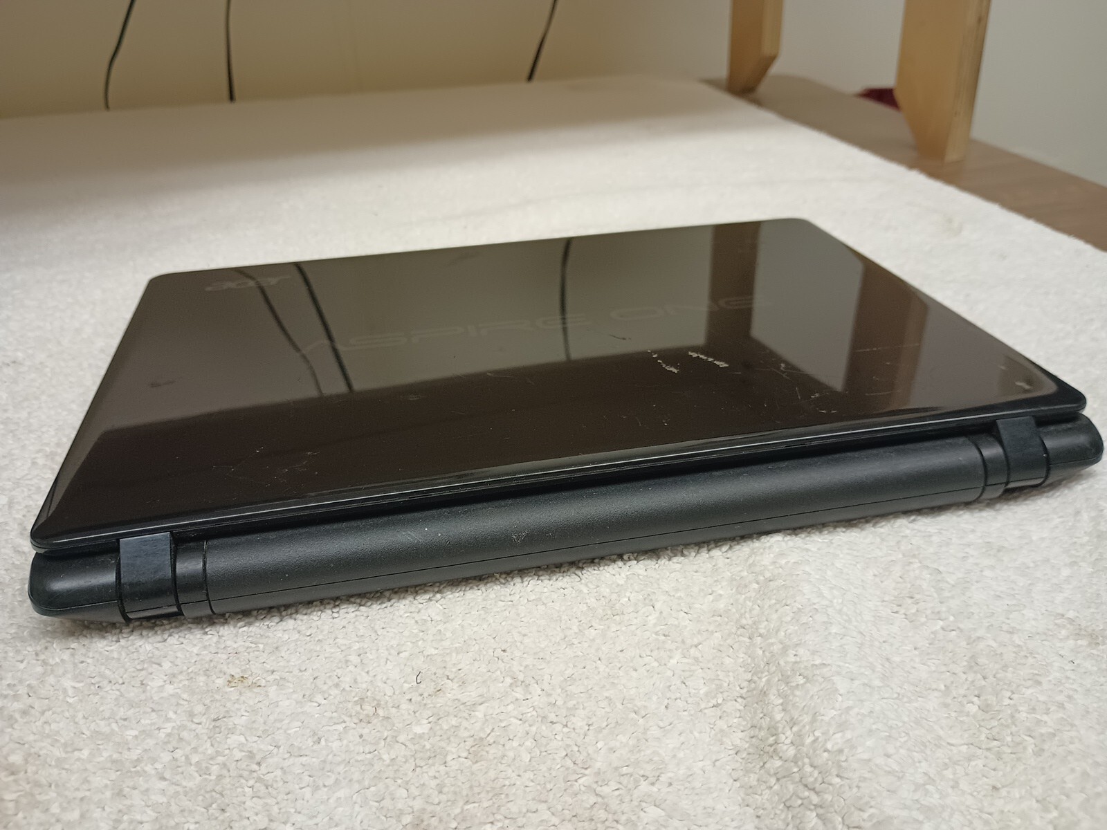 Acer Aspire One 725-0802 AMD C60 2GB RAM 320 HDD 11.6″ Laptop FOR REPAIRS/PARTS