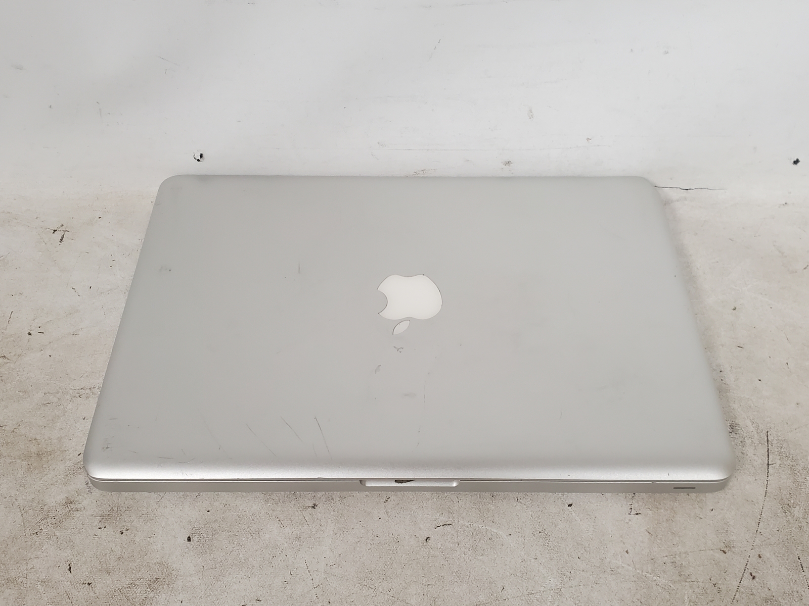 Apple A1278 MacBook Pro 13″ 2.5GHz Intel Core i5 Laptop Computer No HDD Silver