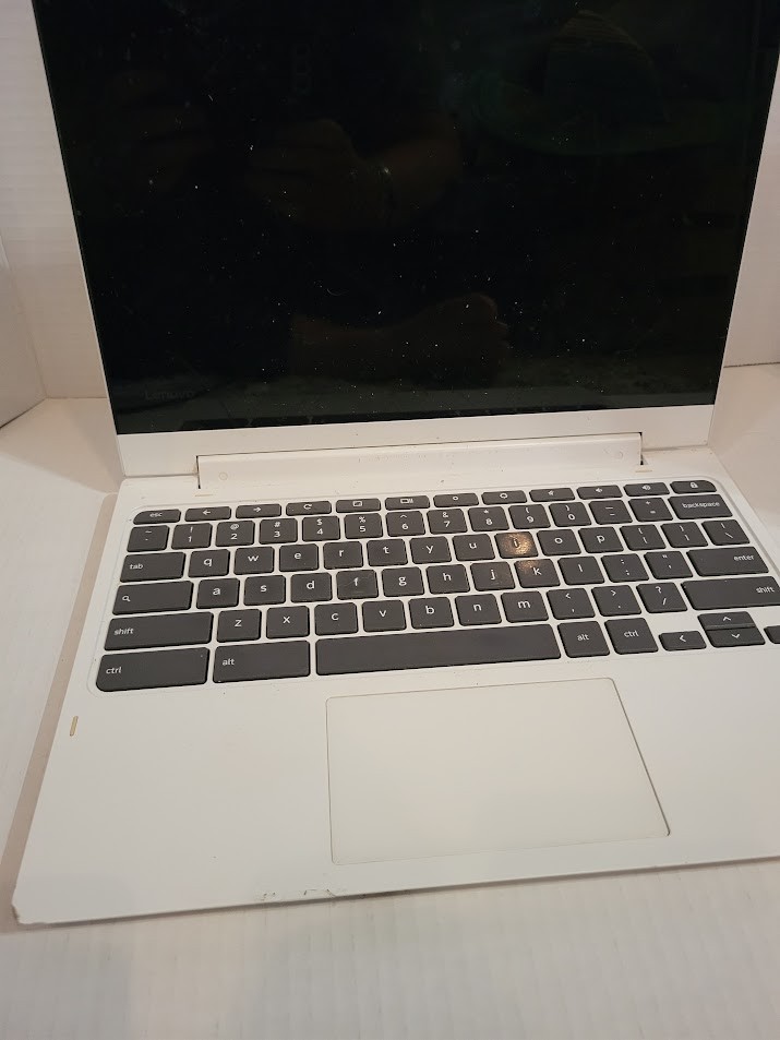 google chrome laptop white for parts only
