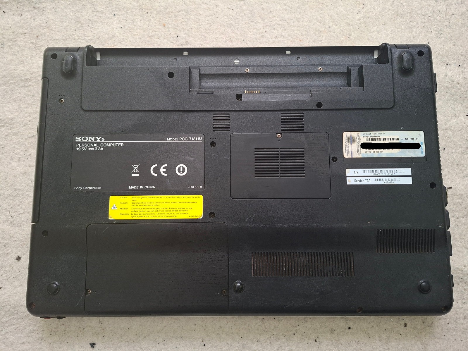 Sony Vaio VPCEB3F4EPCG-71311M & VPCEE3JOEPCG-61611M Laptops 15.6″ Mass Effect