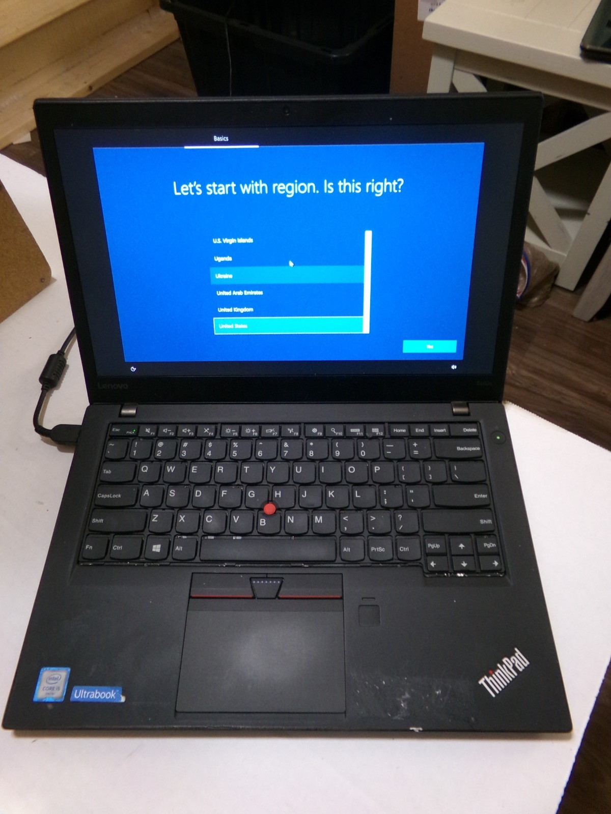 Lenovo ThinkPad T460s, i5-6200U, 8 GB, 14″ FHD, Charger, AC Adapter, 256SSD