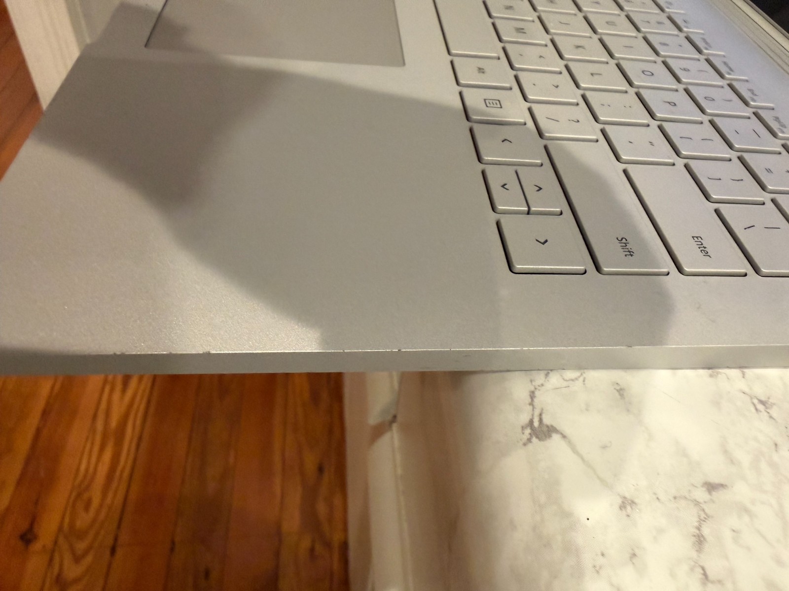 Microsoft Surface Book 2 1832 13.5″ i5 8350U 1.70GHz/ 8GB / 256GB SSD / Adapter