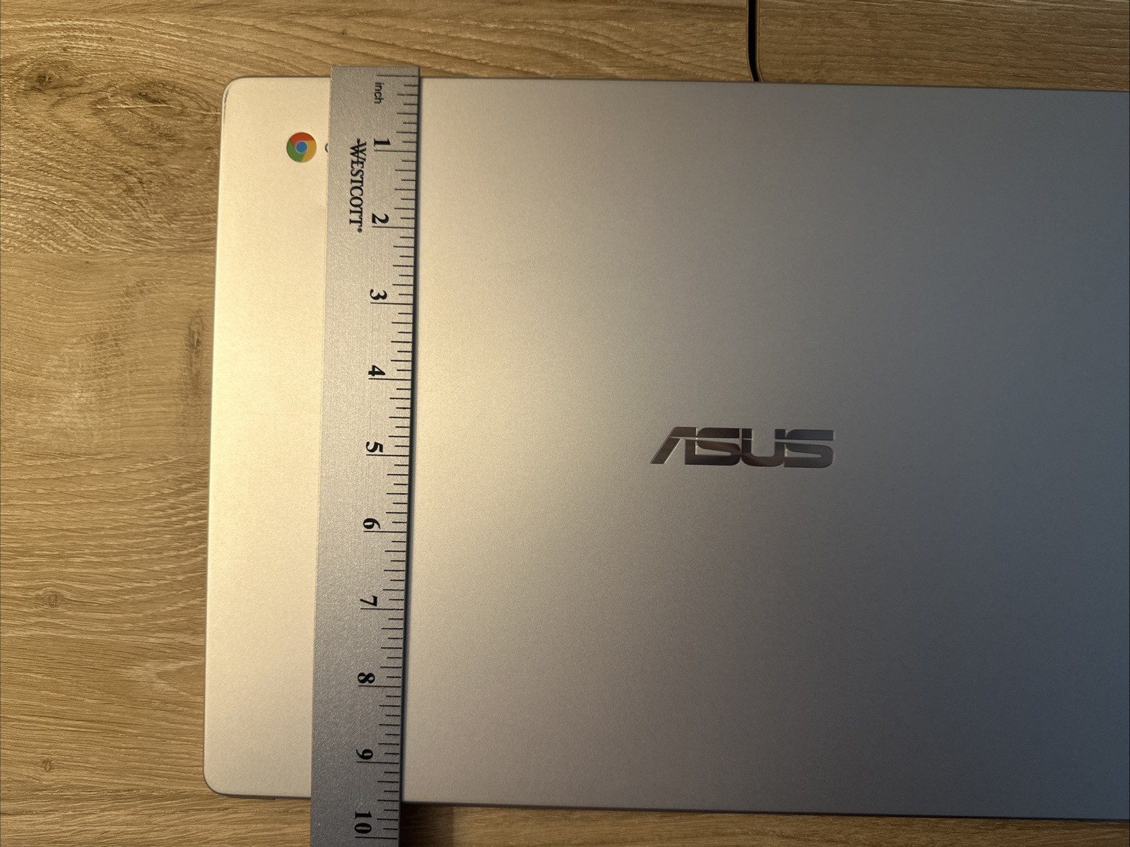 15.6″ ASUS C523NA Chromebook Intel Celeron N3350 1.1 GHZ 4GB RAM 64GB eMMC
