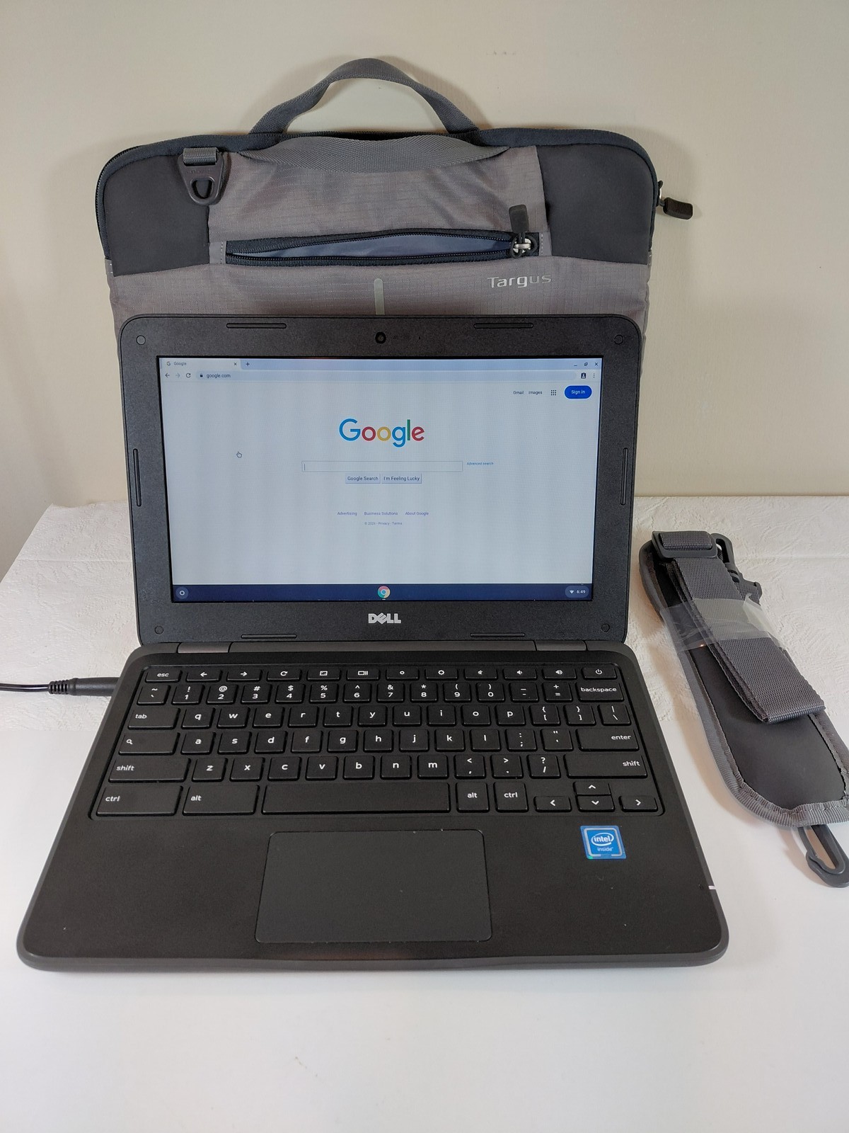 Dell Inspiron 3181 P26T Chromebook Intel 2018 Black w/ Targus Case & Charger