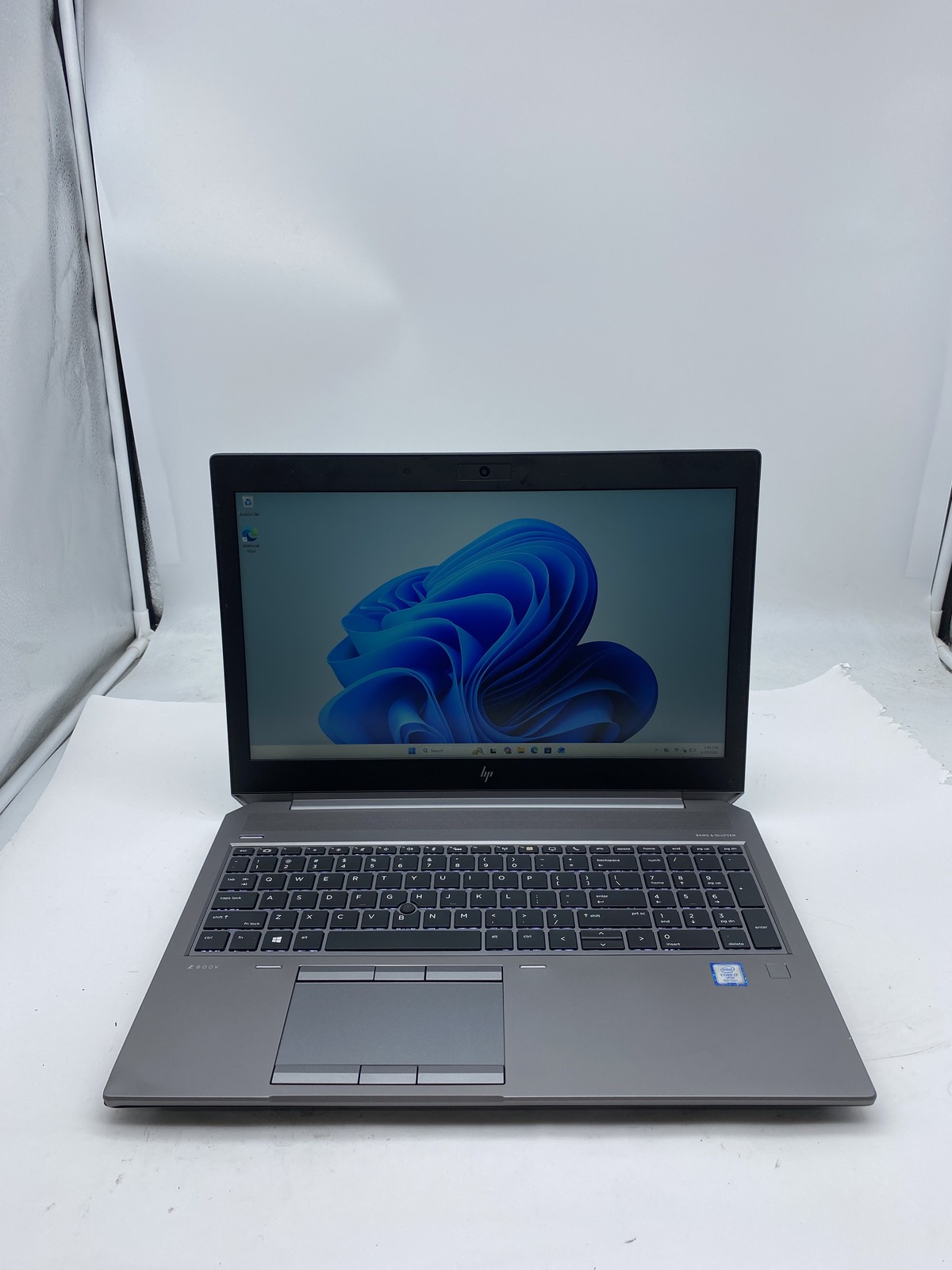 HP ZBook 15 G6 Laptop Intel Core i7 9850H 2.6GHz 16GB RAM 1TB SSD W11P T1000