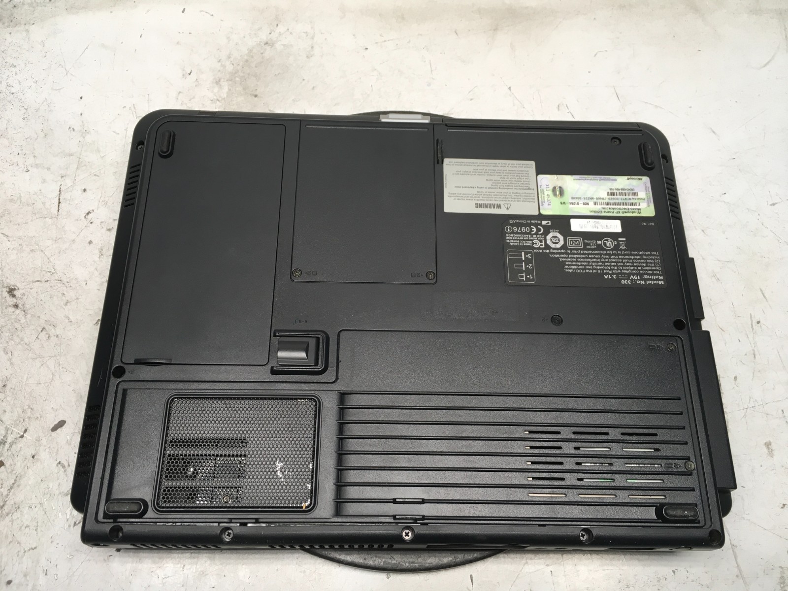 WinBook V400 Intel Celeron M 1.8GHz 512 MB NO HDD