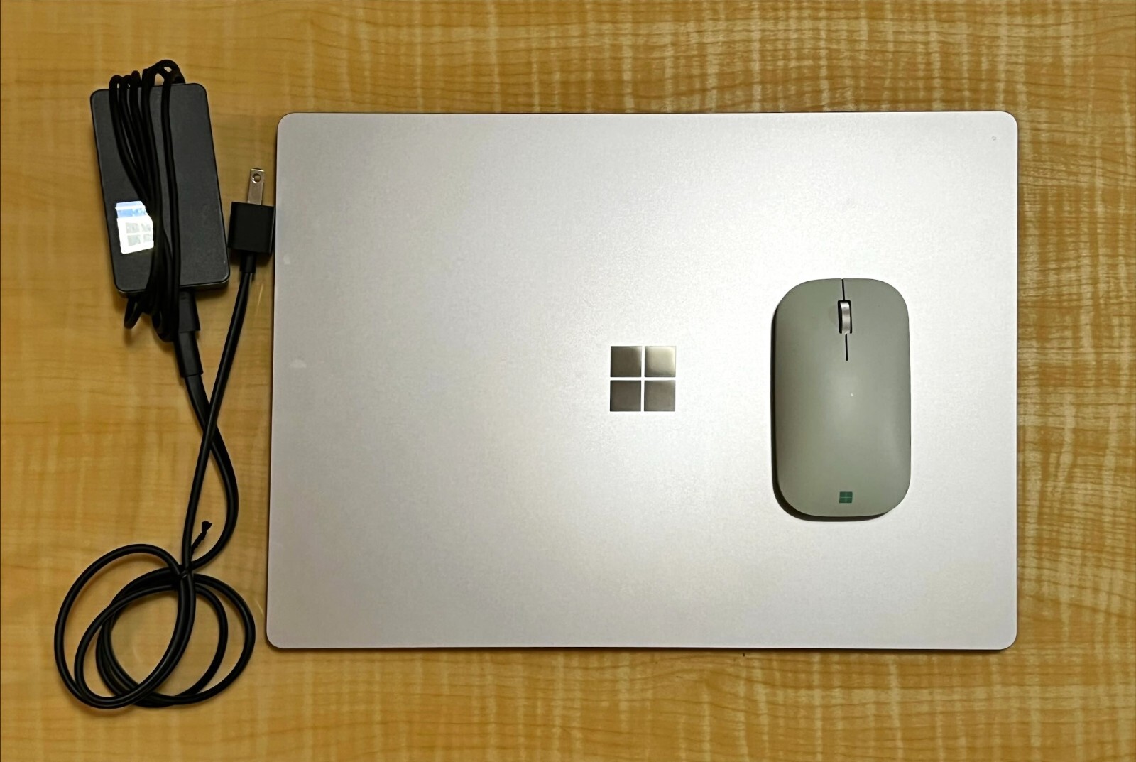 Microsoft Surface Laptop 3 15″ (512GB SSD, AMD Ryzen 7 3rd Gen., 4.00 GHz, 16…