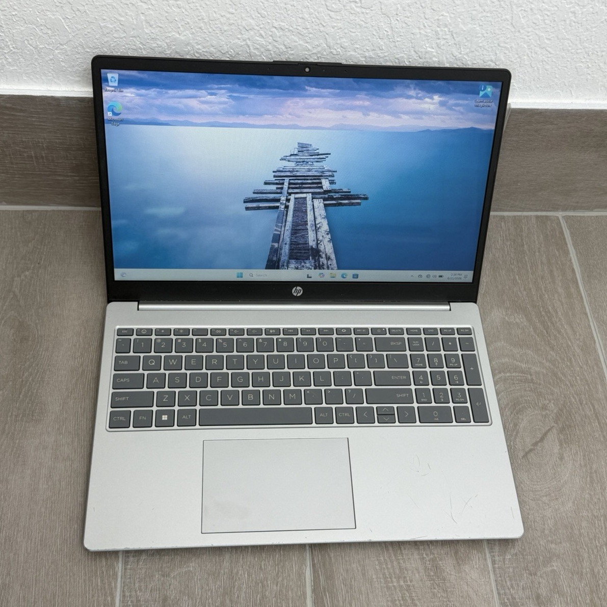 HP 15-FC0025DX 15.6″ HD Touch Laptop Ryzen 5 7520U 8GB RAM 512GB NVMe SSD Win-11