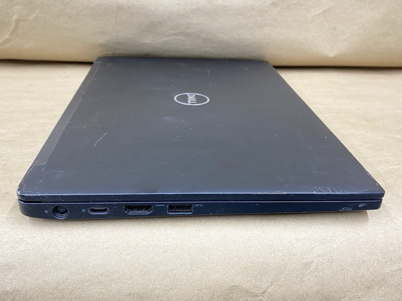 Dell Latitude 7290 – 12.5″ HD – i5-8250U – 4GB – 128GB SSD – Win 11 Pro – READ